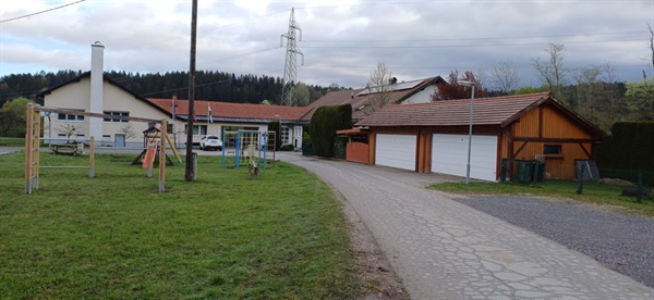 V Šmiklavžu ni več šole! Če bodo treba, se bo spremenila v vrtec