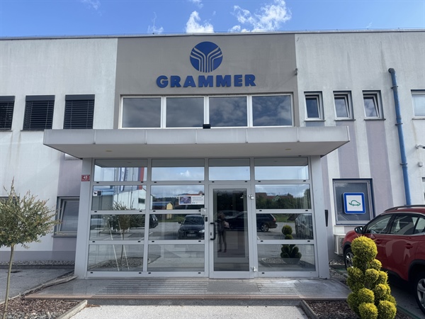 Kitajski lastniki brez novih projektov za slovenjgraški Grammer