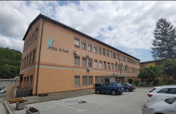 Na višji šoli Ravne so v postopku pridobivanja novega programa