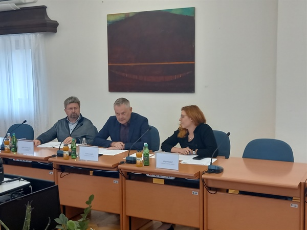 Jutri v Slovenj Gradcu osrednja proslava ob obletnici OZN: Je mir privilegij ali pravica?