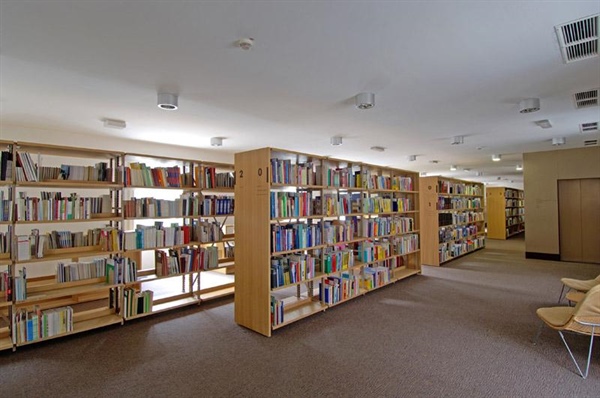 Enoletno brezplačno članstvo za prijatelja