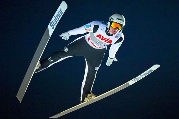 Domen Prevc četrti v Lillehammerju