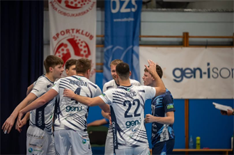 Zdesetkani Fužinar klonil proti Calcit