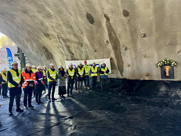 Začela se je gradnja predora Vodriž na najzahtevnejšem delu hitre ceste proti Koroški