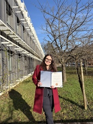 Veterinarska fakulteta nagradila Prevaljčanko Elizabeto Dobrodel