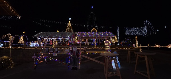 Na kmetiji Lačen na Suhem vrhu na ogled dvesto tisoč lučk