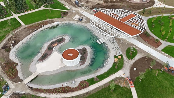 Park Jezero Prevalje končan, ne pa tudi odprt