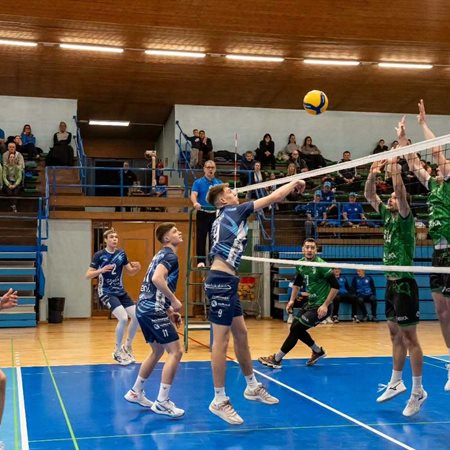 Ravenski odbojkarji po četrt stoletja spet na mednarodnem odru