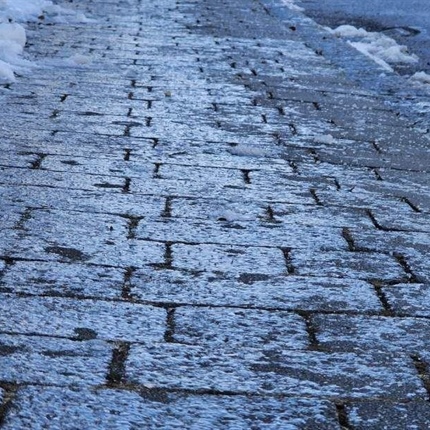 Poledica je konec tedna povzročala veliko težav
