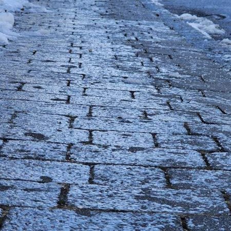 Poledica je konec tedna povzročala veliko težav