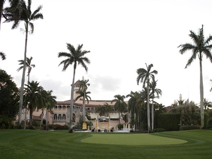 Policija ubila moškega z bencinom, ki je skušal vdreti na Trumpovo posestvo