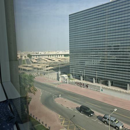 V Dohi so zaradi zaprtja zračnega prostora obtičali tudi nekateri Korošci.