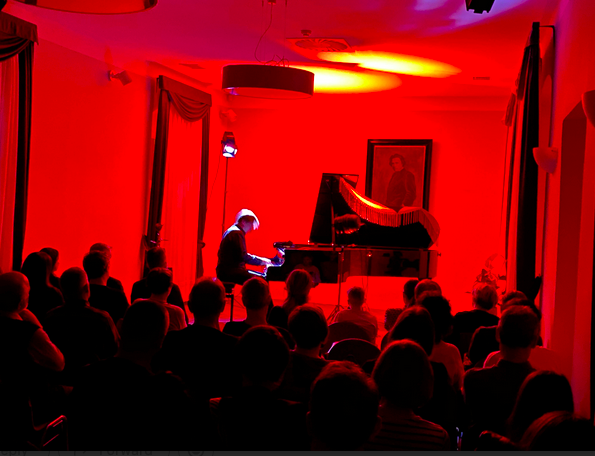 10. Modra noč: Wolf navdih generacijam glasbenikov