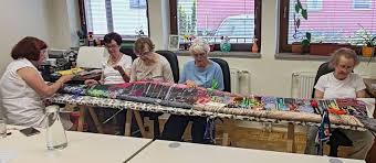 V Koroškem medgeneracijskem centru se pripravljajo na predstavitev gobelina, ki so ga ustvarjali več kot 10 let