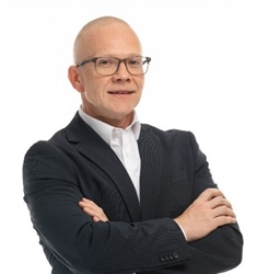 Matej Miklavčič: Iz Armasa do podjetja DOVOS