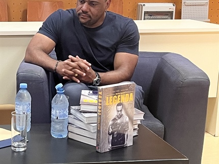 Marcos Tavares, nogometna legenda, obiskal slovenjgraške nogometaše