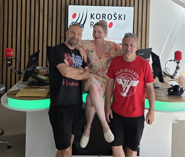 Kingstoni v našem studiu: »To noč ne spimo« je nova himna poletja