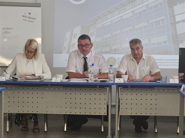 Kdo bo novi predsednik sveta zavoda regijske bolnišnice?
