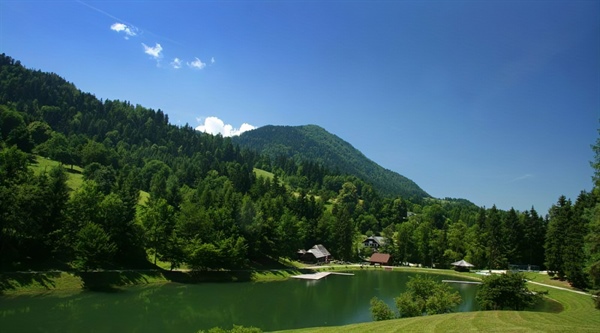 Ivarčko jezero naj bi kmalu dobilo najemnika in novo turistično infrastrukturo