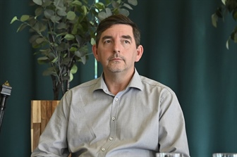 Mož predsednice zbolel za rakom