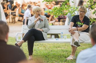 "Naš cilj mora biti jasen: družba, v kateri nihče ni sam"