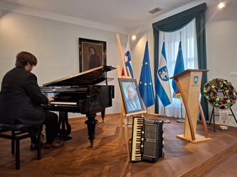 Danes žalni dogodki ob slovesu Franca Šegovca