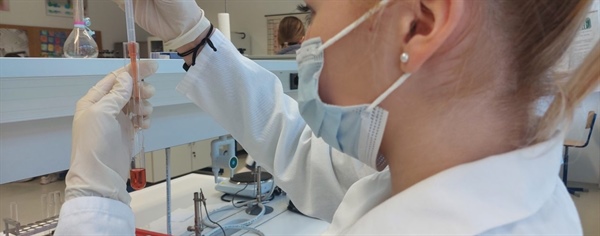 Farmacevtski tehnik: Od  velikih obljub do grenkega razočaranja