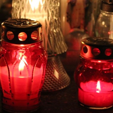 Dan spomina na mrtve je v Sloveniji državni praznik