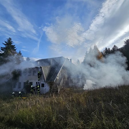 Koroški gasilci na nedeljo imeli polne roke dela