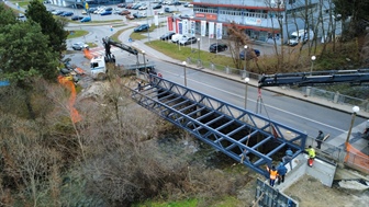 Slovenj Gradec: Kolesarski mostovi stojijo, prizidek k športni dvorani dobiva podobo