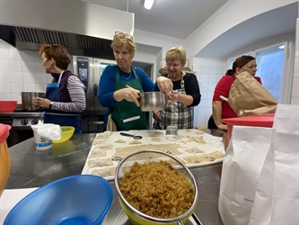 Hrana ... kakšna je praznična in kaj jedo v tem času v Libeličah?