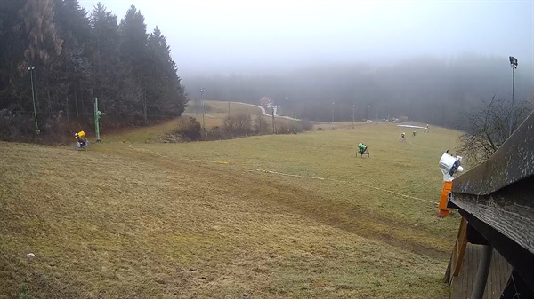 Koroška nižinska smučišča so pripravljena, manjka le še sneg