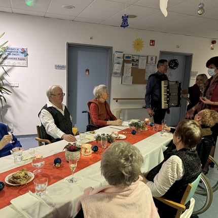 Novemu letu že sinoči nazdravili v slovenjgraškem domu starostnikov