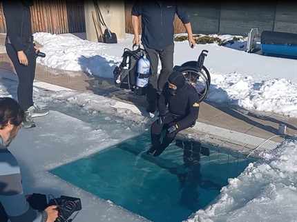 Občutki tetraplegika Aleša Povšeta Yode pod ledom v Slovenj Gradcu