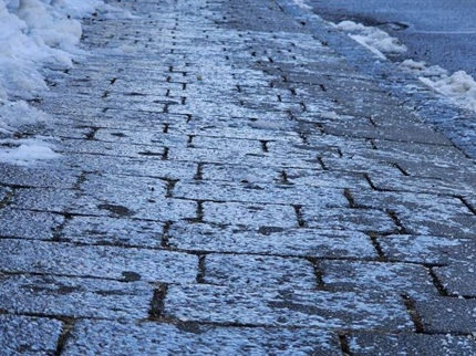 Poledica je konec tedna povzročala veliko težav
