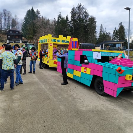 V Kotljah se pripravljajo na norčavi pust: Prihaja že 47. koroški pustni karneval!