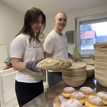 Boste v četrtek ocvrli krofe?