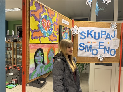 Plakat miru Lions kluba letos z naslovom "Skupaj smo eno"