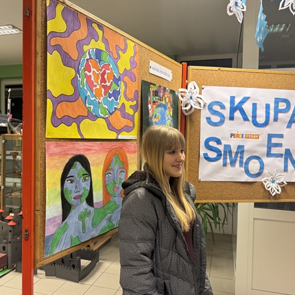 Plakat miru Lions kluba letos z naslovom "Skupaj smo eno"