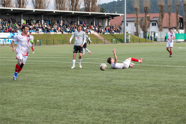 Nogometaši Fužinarja zaključili s pokalnimi boji