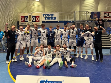 Odbojkarji Fužinarja med najboljšimi osmimi v državi