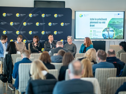 Kdaj tudi v Sloveniji po avstrijskem vzoru plovila na reki Dravi?
