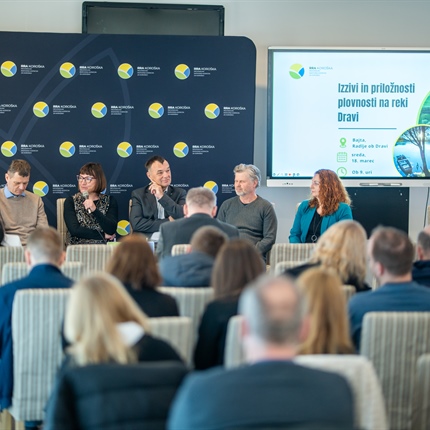 Kdaj tudi v Sloveniji po avstrijskem vzoru plovila na reki Dravi?