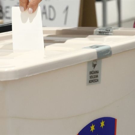 Politične karte se mešajo: svet je eno veliko volišče