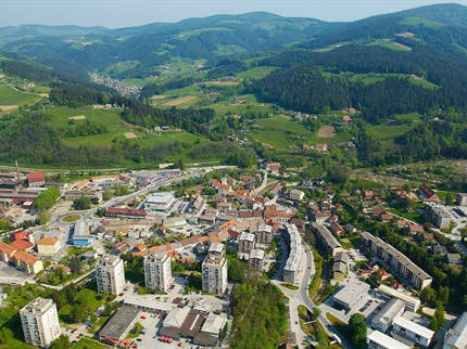 Ravenski svetniki potrdili ureditev ceste in parkirišč na Javorniku