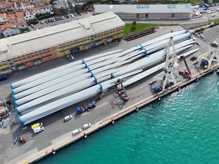 Elise za vetrnice nocoj iz Kopra v avstrijski Soboth