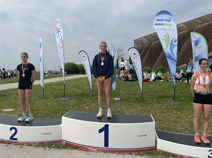 Koroške atletinje blestele na državnem prvenstvu srednjih šol v krosu
