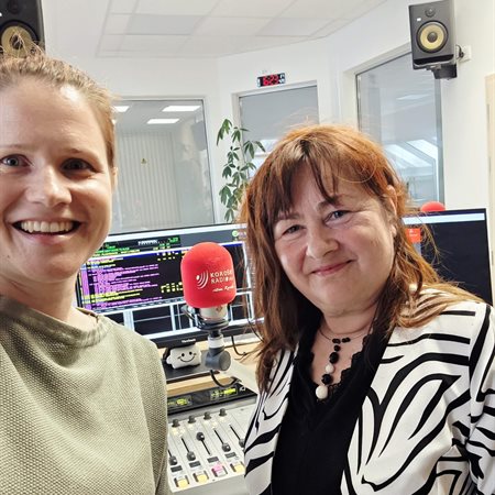 Smeh je pol zdravja, ko se smejimo v kosu 15 minut na dan!