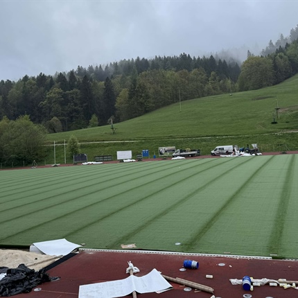 Nogometaši ravenskega Fužinarja že kmalu na novi zelenici