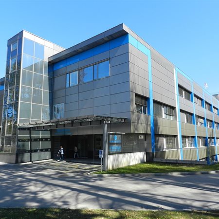 Odstopila poslovni in strokovni direktor slovenjgraške bolnišnice?